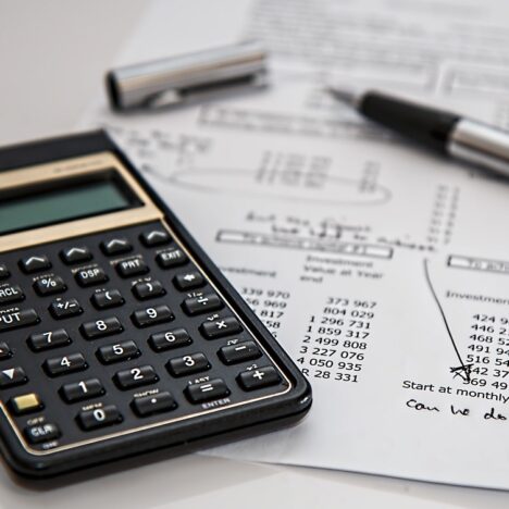 What is a Fixed Maturity Plan in Mutual Funds: Features, Benefits, and Who Should Invest?