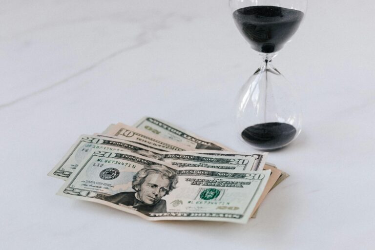 Short Duration Mutual Funds: Meaning, Overview, Pros & Cons, and Best Funds to Invest in June 2025